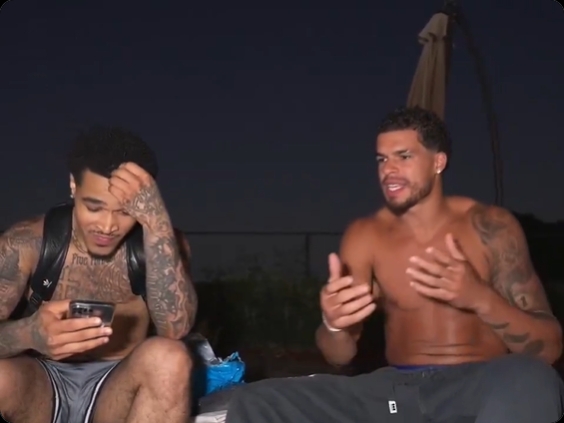 开云体育在线登入-成人女星一年赚5000万？小波特：老哥有妻有子还在房间瞎搞太愚蠢